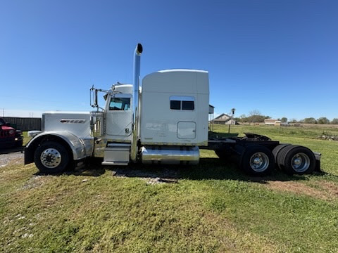 2016 PETERBILT 389 PRIDE & CLASS PRE ELOG GLIDER KIT 390090