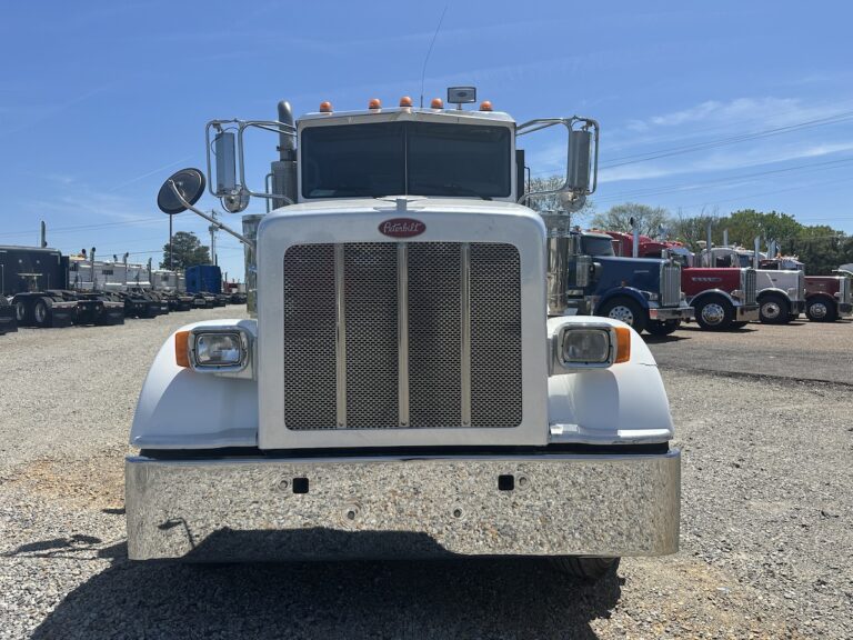 2009 PETERBILT 367 FLATBED TRUCK photo 2
