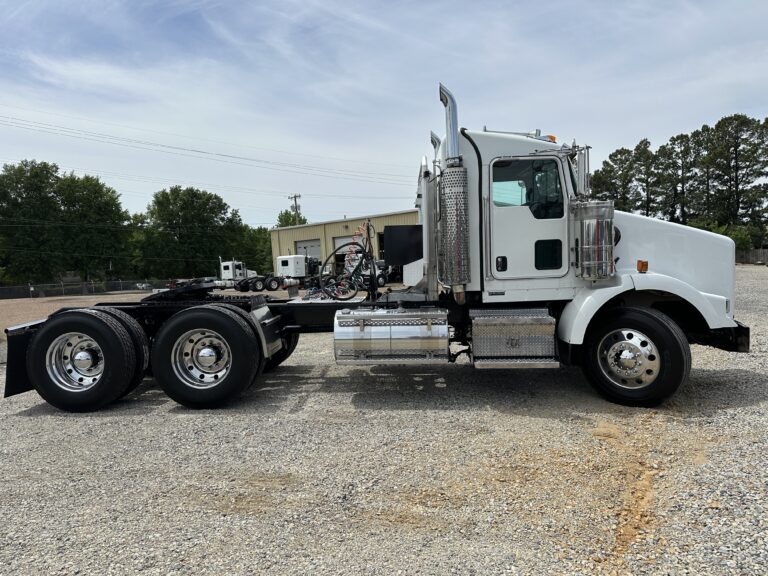 2016 KENWORTH T800 DAYCAB GLIDER KIT photo 4