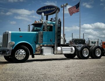 2019 Peterbilt 389 Daycab Glider Kit 614861