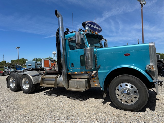 2019 PETERBILT 389 DAYCAB GLIDER KIT 614861