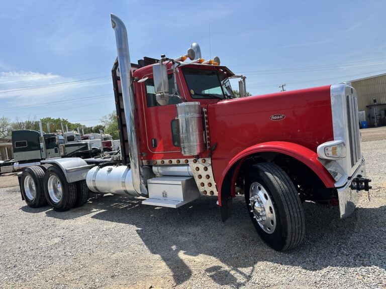2018 PETERBILT 389 DAYCAB GLIDER KIT photo 3