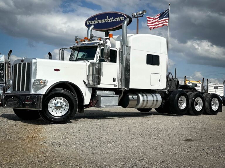 2018 PETERBILT 389 TRI AXLE SLEEPER photo 1