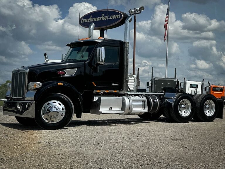 2020 PETERBILT 567 DAYCAB 667175