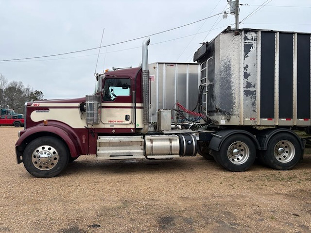2018 KENWORTH W900L DAYCAB photo 2