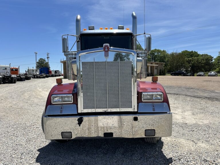 2018 KENWORTH W900L DAYCAB photo 2
