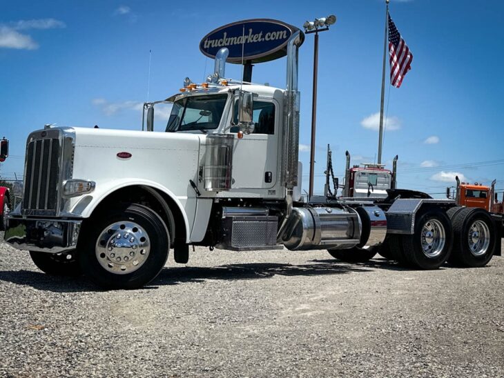 2023 PETERBILT 389 DAYCAB 798268