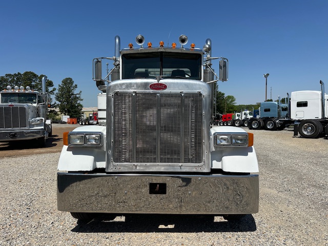 2000 PETERBILT 378 DAYCAB photo 2