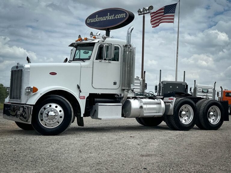 2000 PETERBILT 378 DAYCAB photo 1