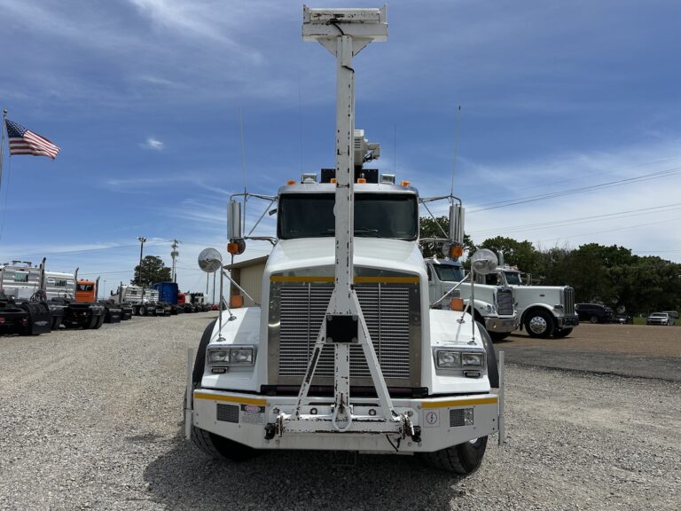 2022 KENWORTH T800 TRI AXLE CRANE TRUCK photo 2