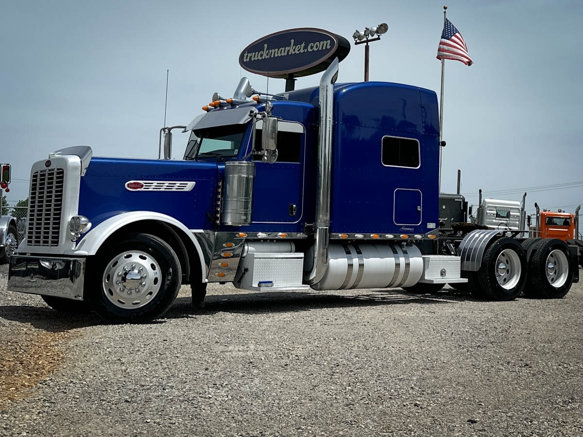 2016 PETERBILT 389 PRIDE & CLASS GLIDER KIT 408742