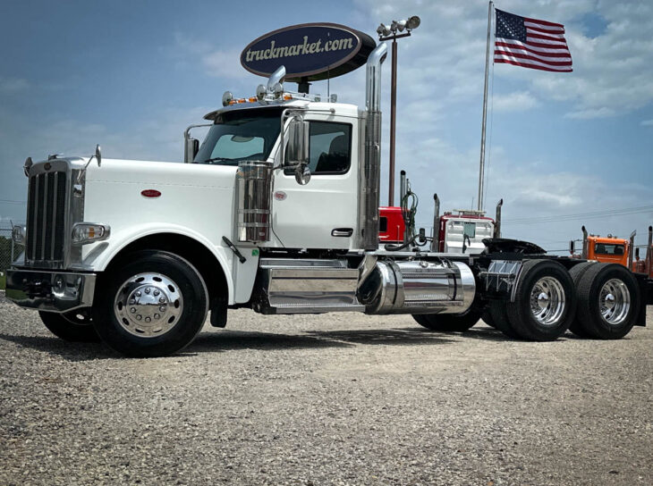 2025 PETERBILT 589 DAYCAB 700802
