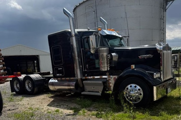 2017 KENWORTH W900L GLIDER KIT 183459