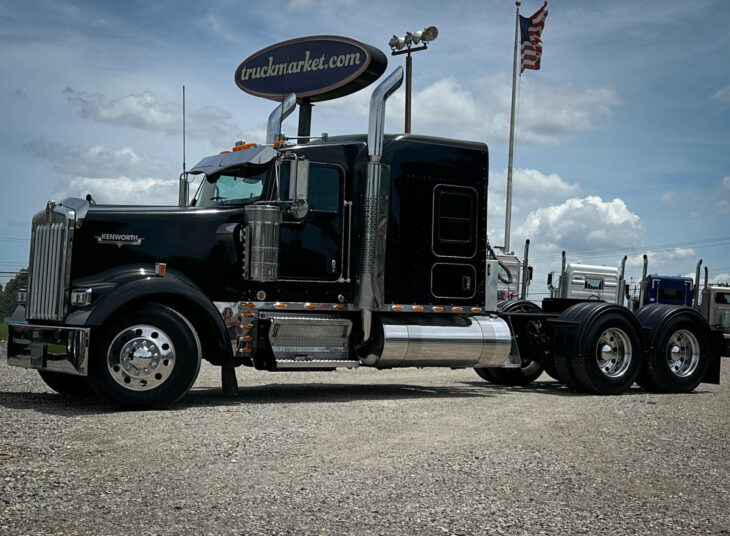 2017 KENWORTH W900L GLIDER KIT 183459