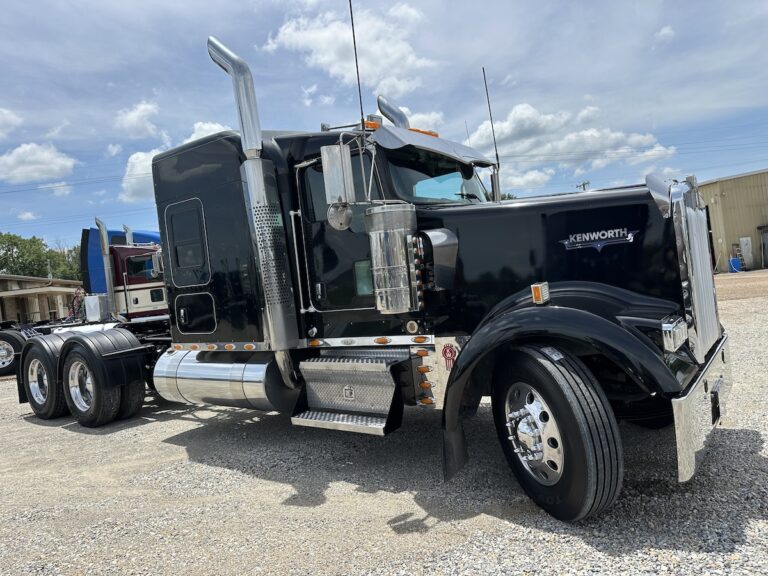 2017 KENWORTH W900L GLIDER KIT photo 3