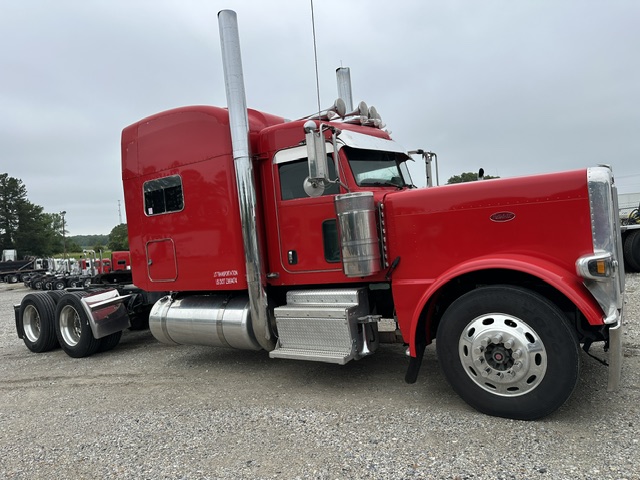 2013 PETERBILT 389 PRE ELOG SLEEPER 204540