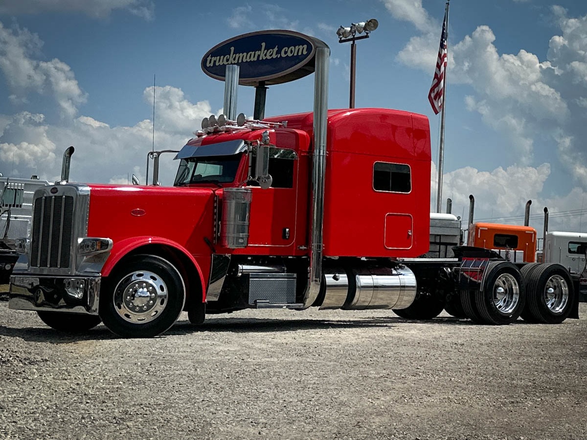 2013 PETERBILT 389 PRE ELOG SLEEPER