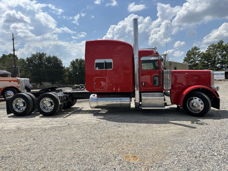 2013 PETERBILT 389 PRE ELOG SLEEPER photo 4