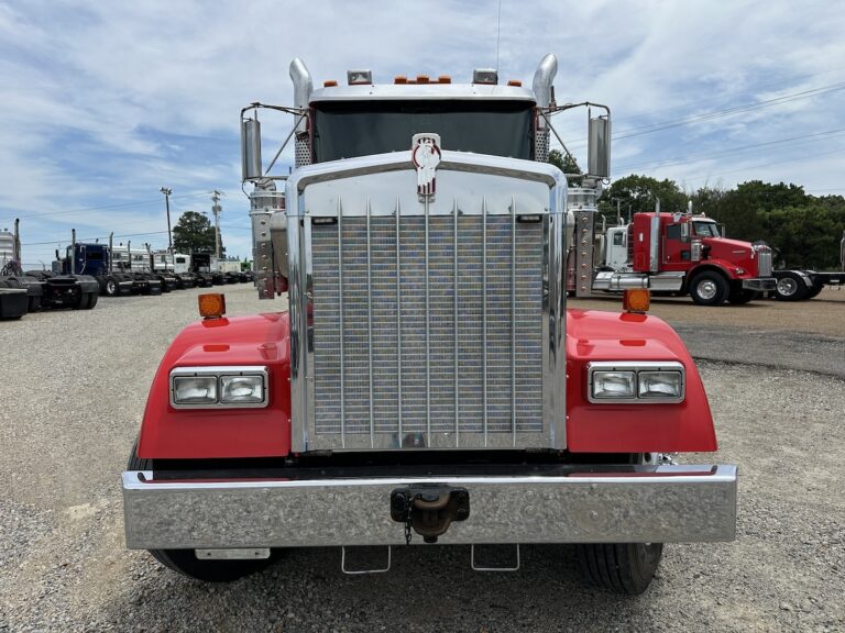 2020 KENWORTH W900L DAYCAB photo 2