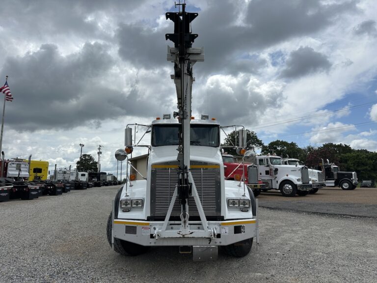 2022 KENWORTH T800 TRI AXLE CRANE TRUCK photo 2