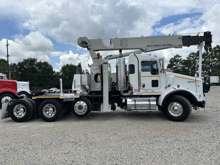 2022 KENWORTH T800 TRI AXLE CRANE TRUCK photo 4