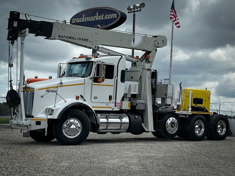 2022 KENWORTH T800 TRI AXLE CRANE TRUCK photo 1