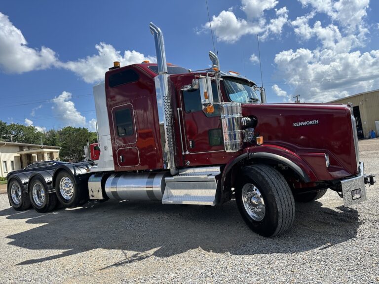 2025 KENWORTH T800W TRI AXLE SLEEPER photo 3