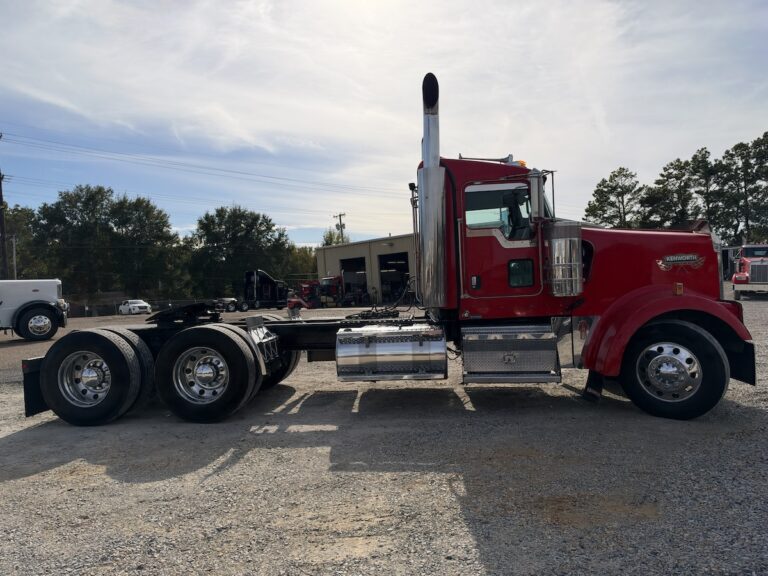 2018 KENWORTH W900L DAYCAB GLIDER KIT photo 4