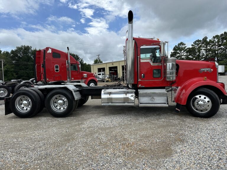 2018 KENWORTH W900L DAYCAB GLIDER KIT photo 4