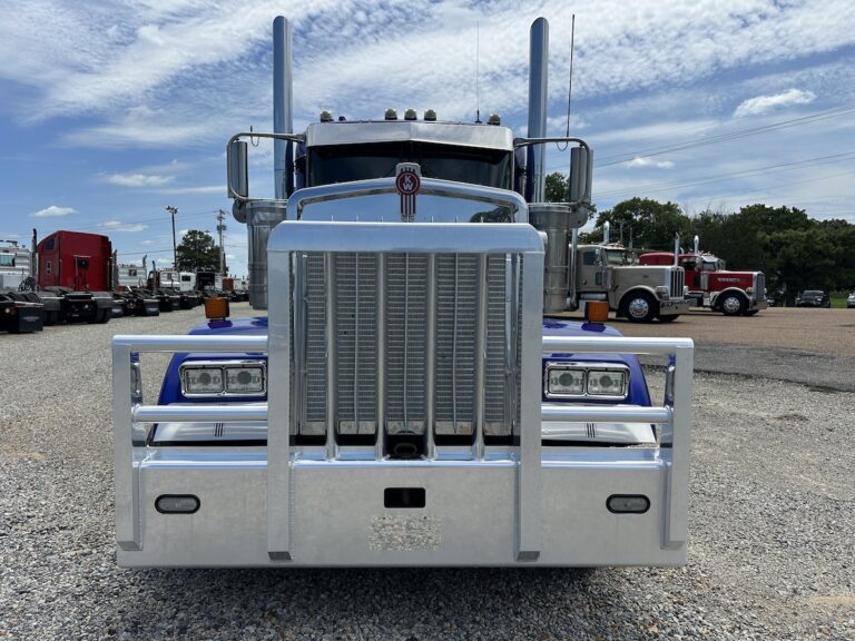 2017 KENWORTH W900L GLIDER KIT photo 2