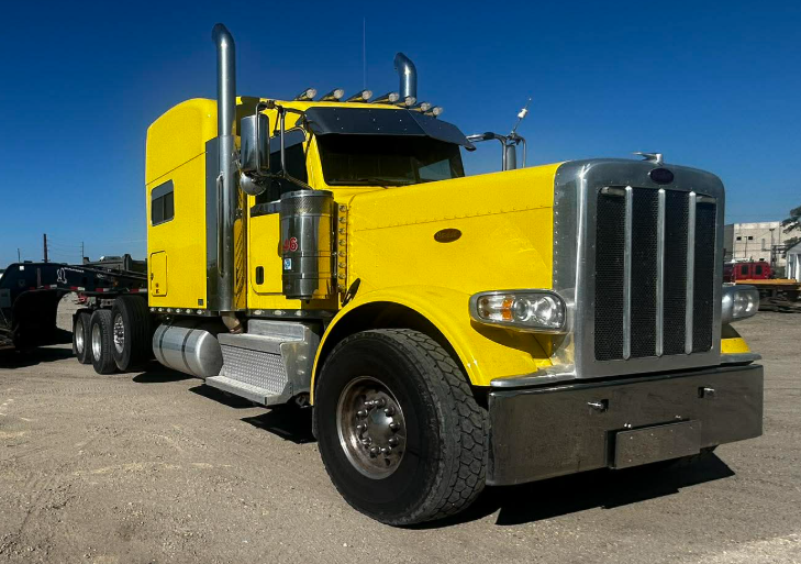 2019 PETERBILT 389 TRI AXLE SLEEPER 611849