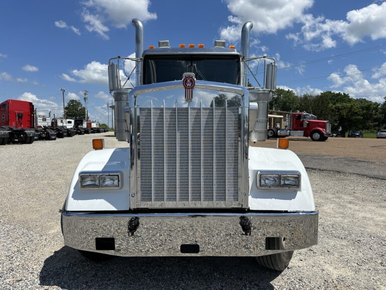 2017 KENWORTH W900L DAYCAB GLIDER KIT photo 2