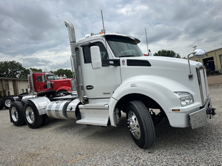 2020 KENWORTH T880 DAYCAB photo 3