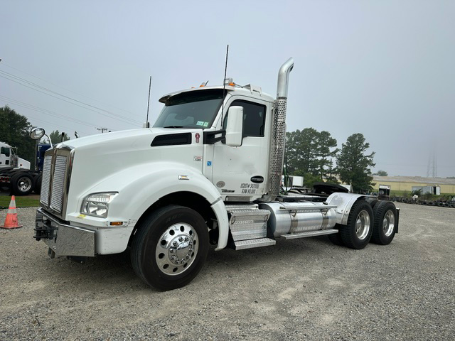 2020 KENWORTH T880 DAYCAB photo 3