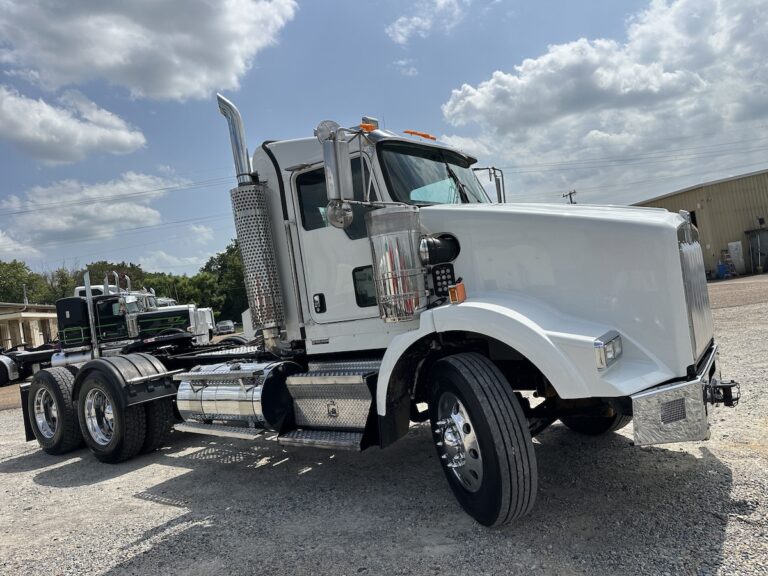 2016 KENWORTH T800 DAYCAB GLIDER KIT photo 3