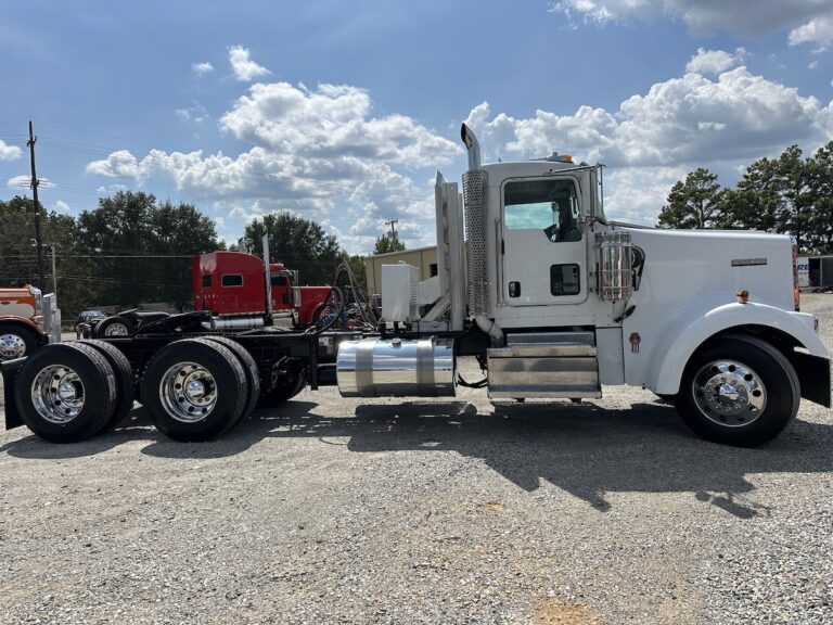 2018 KENWORTH W900L DAYCAB photo 4