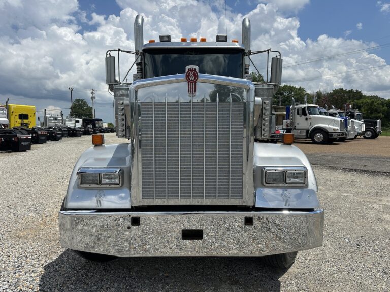 2016 KENWORTH W900L DAYCAB GLIDER KIT photo 2