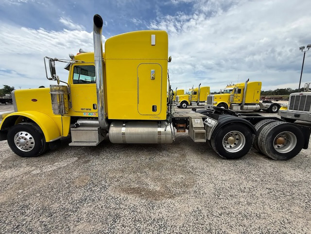 2014 PETERBILT 389 GLIDER KIT photo 2