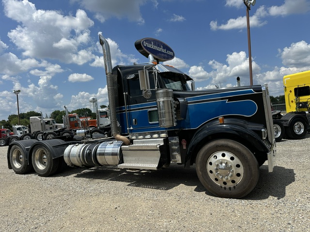 2020 KENWORTH W900L DAYCAB 291743