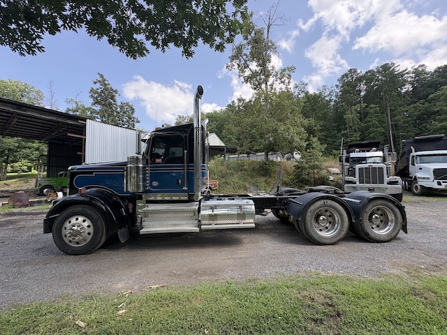 2020 KENWORTH W900L DAYCAB 291743