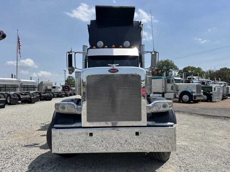 2016 PETERBILT 389 TRI AXLE DUMP TRUCK GLIDER KIT photo 2