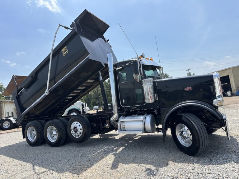 2016 PETERBILT 389 TRI AXLE DUMP TRUCK GLIDER KIT photo 3