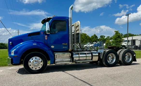 2024 KENWORTH T880 DAYCAB 353917
