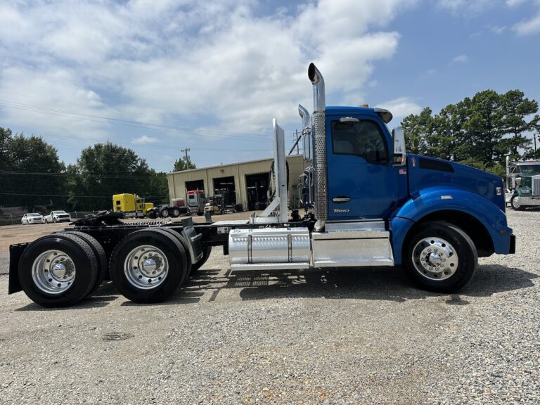 2024 KENWORTH T880 DAYCAB photo 4