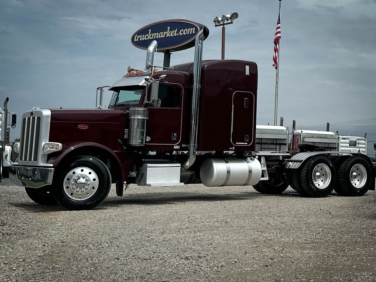 2018 PETERBILT 389 SLEEPER