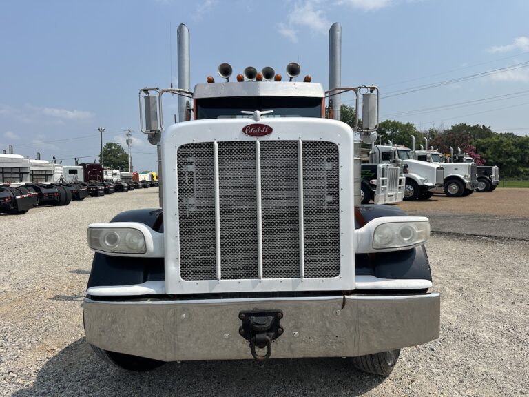 2013 PETERBILT 389 DAYCAB GLIDER KIT photo 2