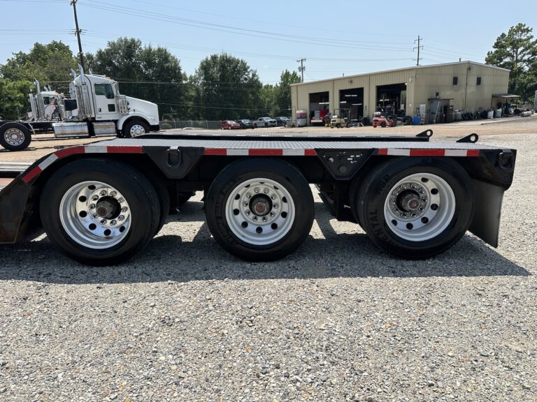 2014 DYNAWELD DOMINATOR 55 TON LOWBOY photo 4