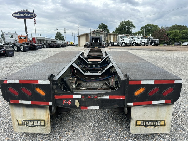 2014 DYNAWELD DOMINATOR 55 TON LOWBOY photo 2