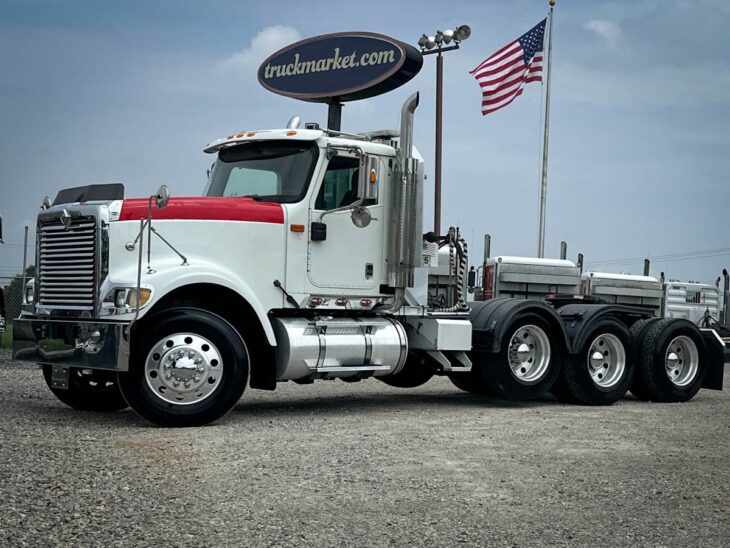 2006 INTERNATIONAL 5900 TRI AXLE DAYCAB 178358