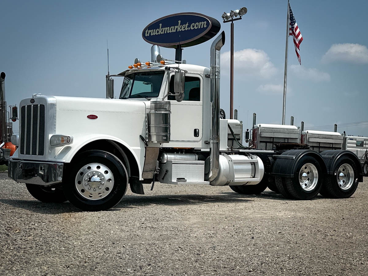 2018 PETERBILT 389 DAYCAB GLIDER KIT 498860